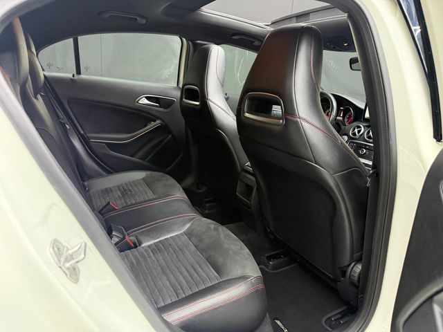 Mercedes-Benz Clase A AMG