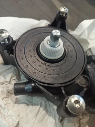 Motor elevalunas eléctrico Bosch Citroen berlingo.