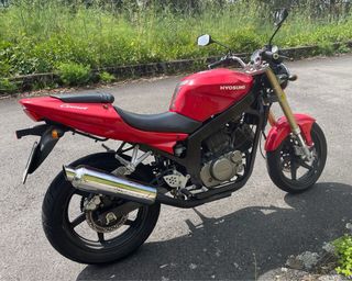 Hyosung Comet 250