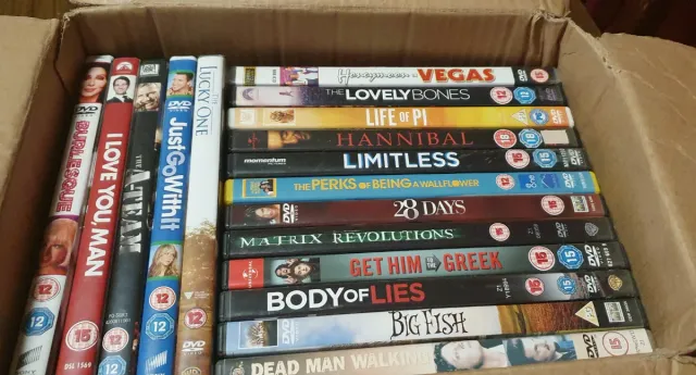 Lote DVDs: Burlesque, Lucky One, Matrix