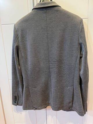 Americana hombre gris