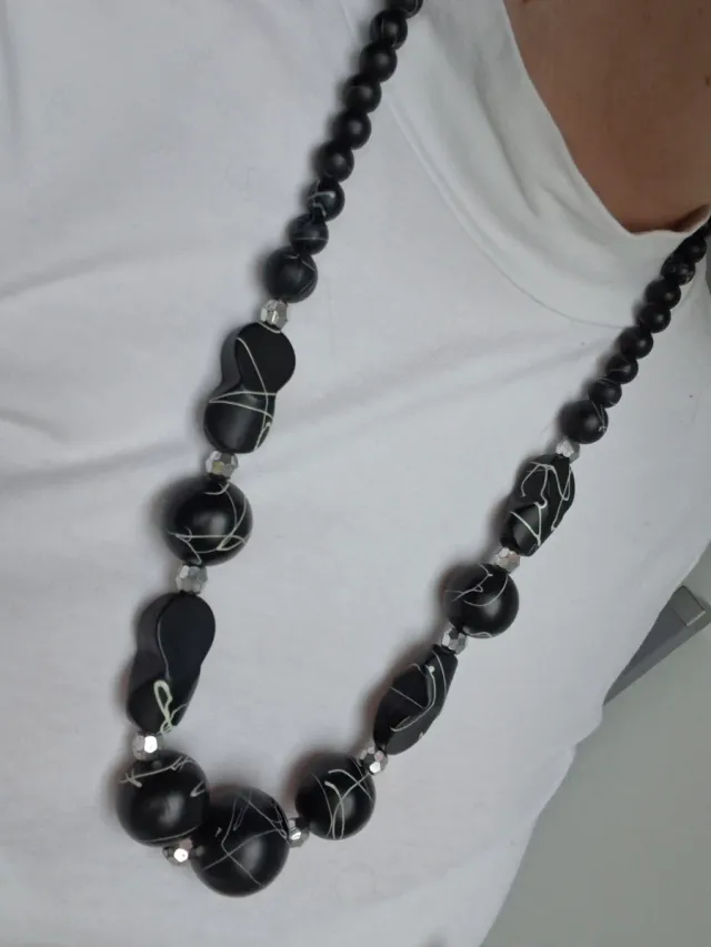 (Fare Offerte) Collana lunga etnica chic nera