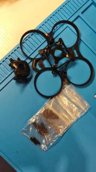 Drone SUB250 DollyFly 16