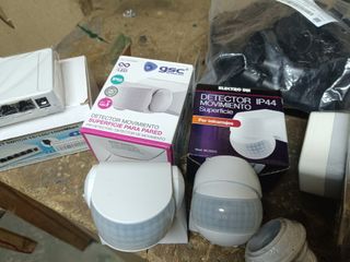 Lote material eléctrico: Hama, GSC, Electro DH