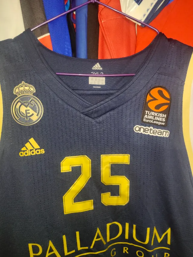 Camiseta Real Madrid Baloncesto 2020 Mickey