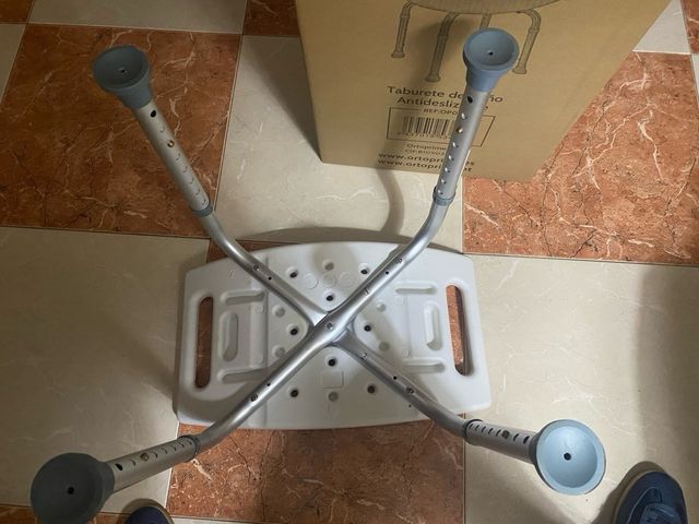 Taburete de Baño Antideslizante Ortoprime