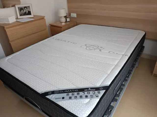 Colchón y somier abatible poco usado