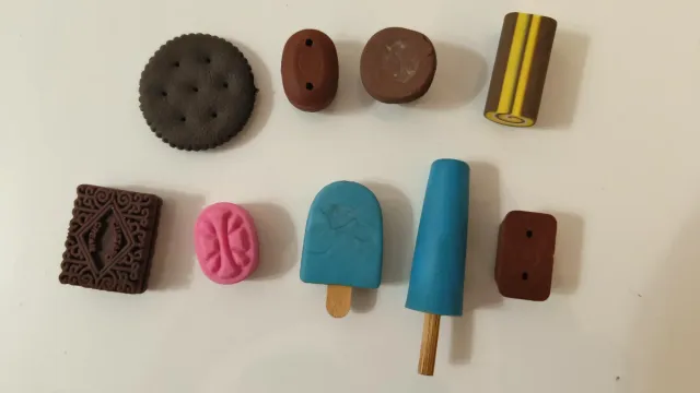 Set  di 9 Gommine Anni 80.