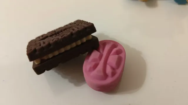 Set  di 9 Gommine Anni 80.