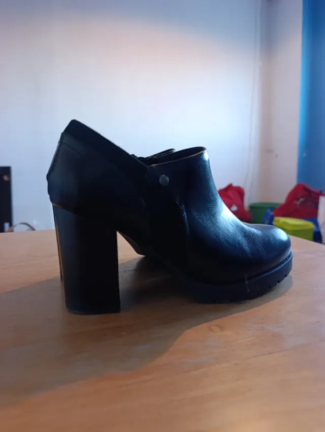 Botines negros tacón grueso