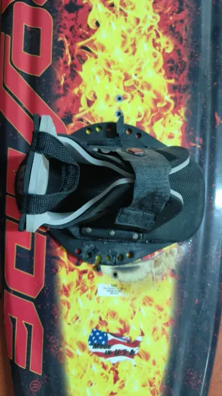 Tabla Wakeboard Hydroslide Backdraft 142cm