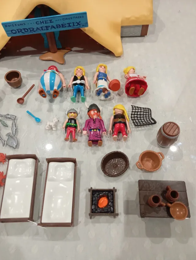 Playmobil Astérix Chez Ordralfabetix + personajes