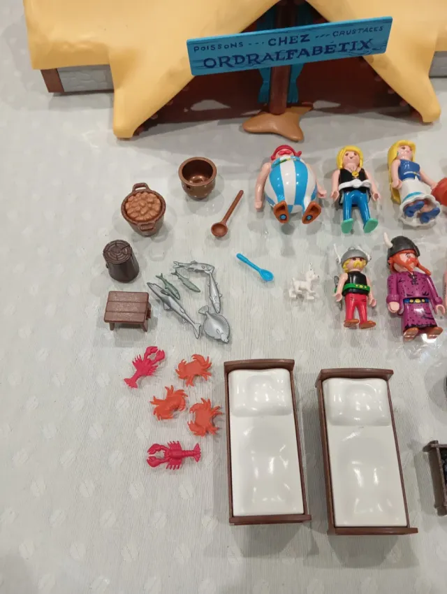 Playmobil Astérix Chez Ordralfabetix + personajes