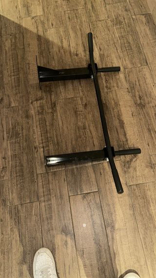 Barra de dominadas negra