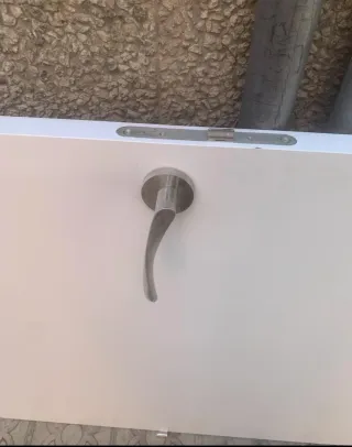 Puerta interior maciza blanca