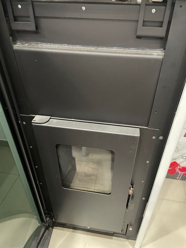 Stufa a pellet Karmek one idro-ventilata