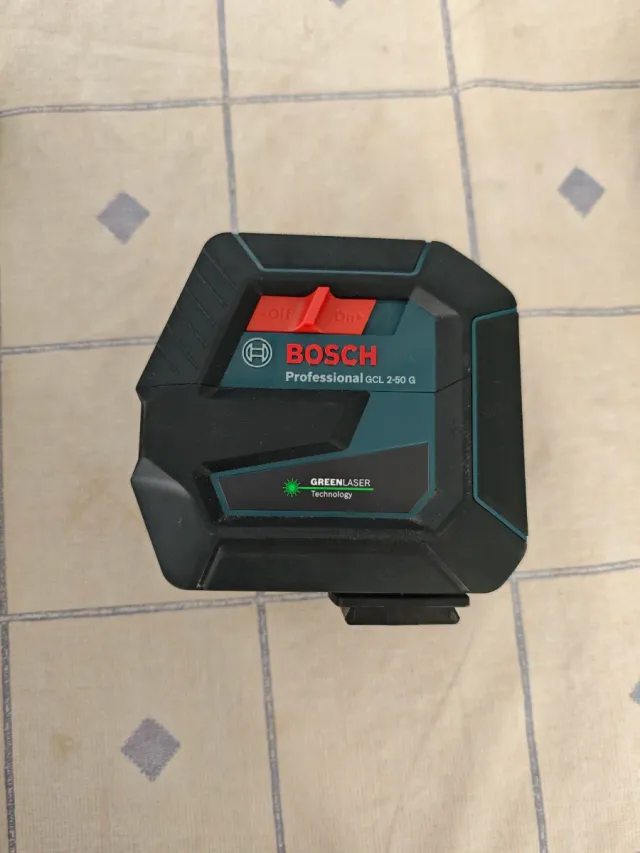 Nivel Láser Bosch GCL 2-50 G con Funda