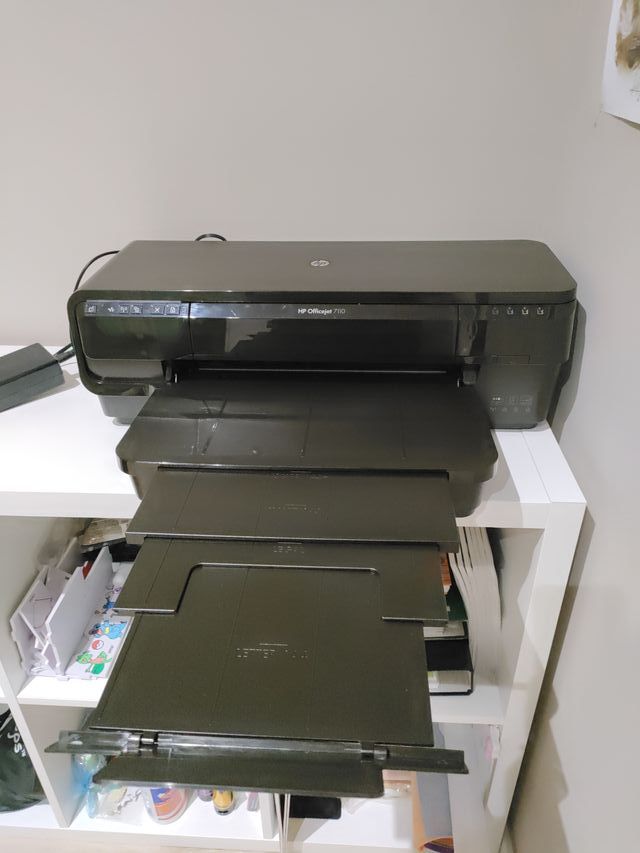 Impresora HP Officejet 7110