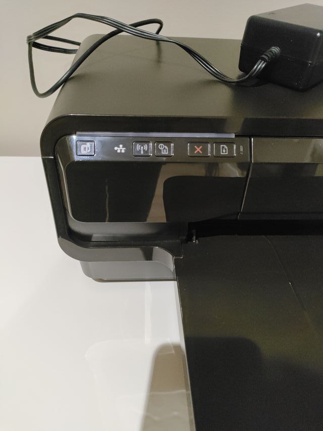 Impresora HP Officejet 7110