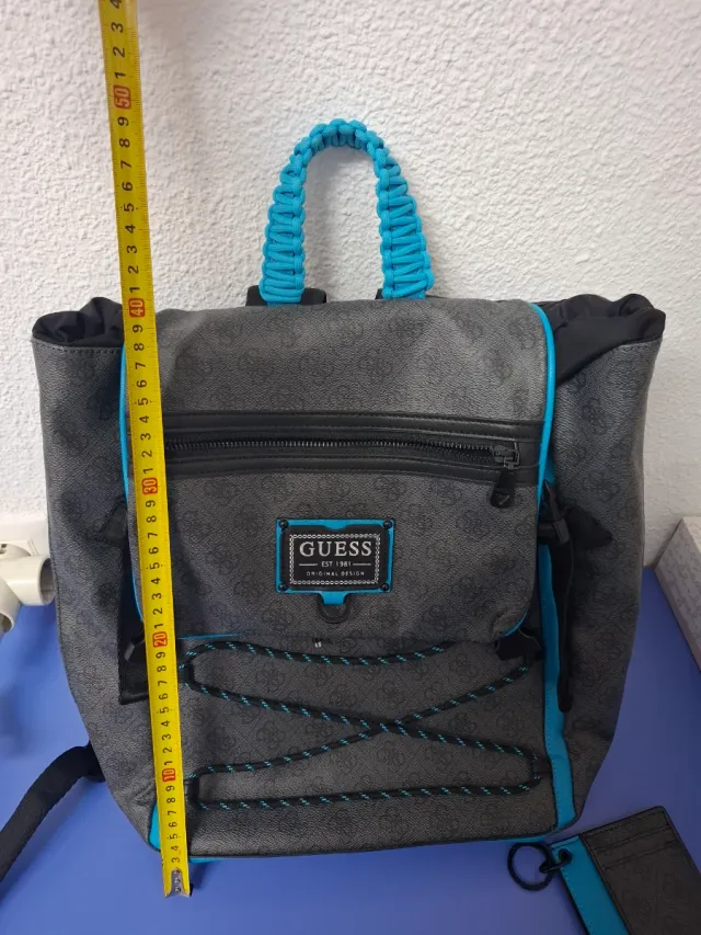 Mochila Guess Gris y Azul