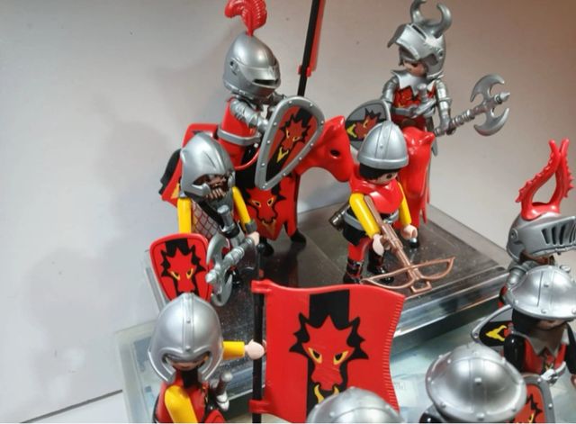 Playmobil Guerreros Dragón Rojo