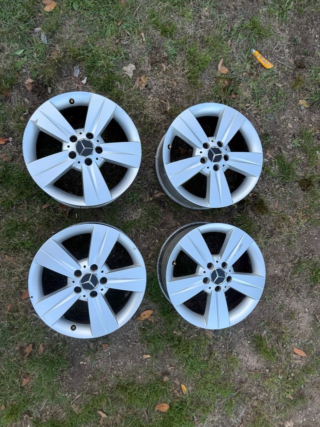 Llantas Mercedes 5 Radios