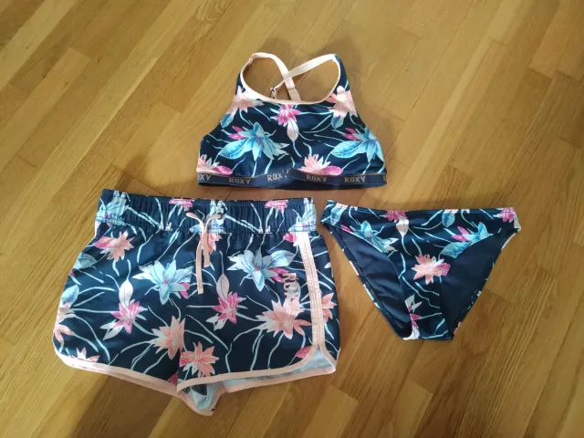 Bikini y shorts Roxy niña T.12