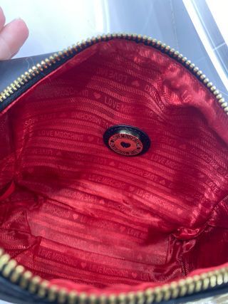 Bolso Moschino Negro y Dorado Corazones