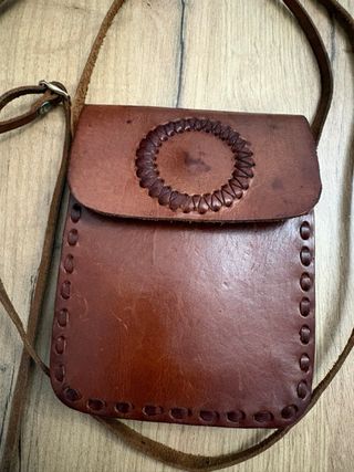 Bolso pequeño cuero artesanal boho