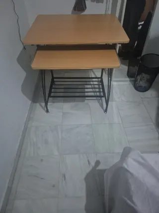 Mesa de estudio madera y metal