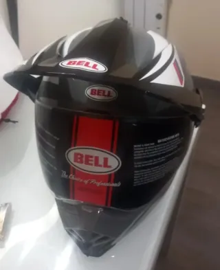 Casco Bell sin estrenar