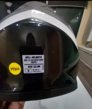 Casco Bell sin estrenar