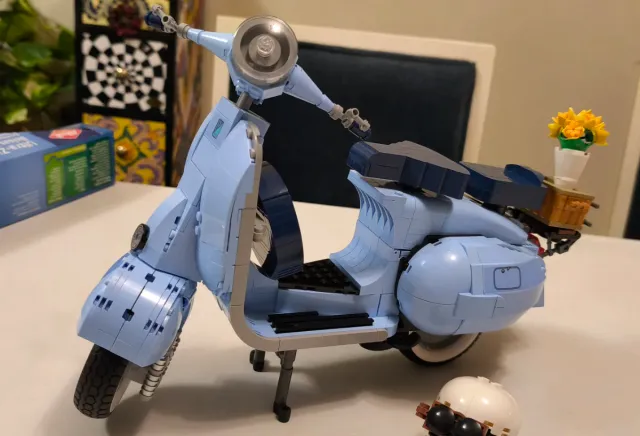 LEGO 10298 Vespa 125 