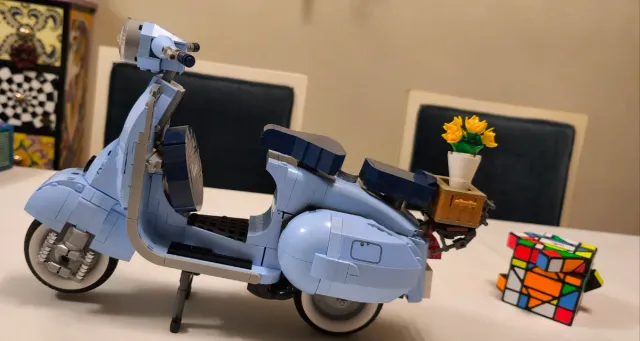 LEGO 10298 Vespa 125 