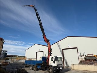 Iveco Camión Grúa Palfinger PK 44002 + Jib