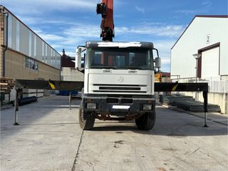 Iveco Camión Grúa Palfinger PK 44002 + Jib