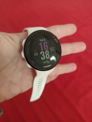 Reloj Garmin Forerunner 45S Blanco