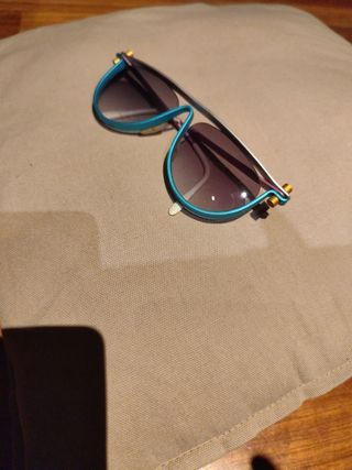 Gafas de sol Zeleris azules y plateadas