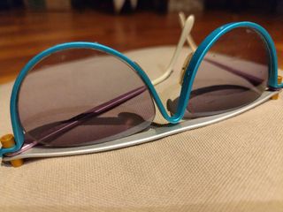 Gafas de sol Zeleris azules y plateadas