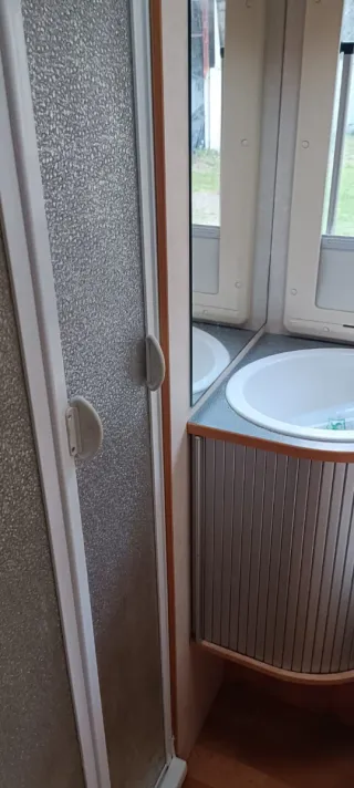 Autocaravana Adrià Coral 660