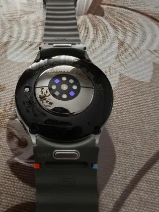 Samsung Galaxy Watch 7 44mm LTE + correa extra