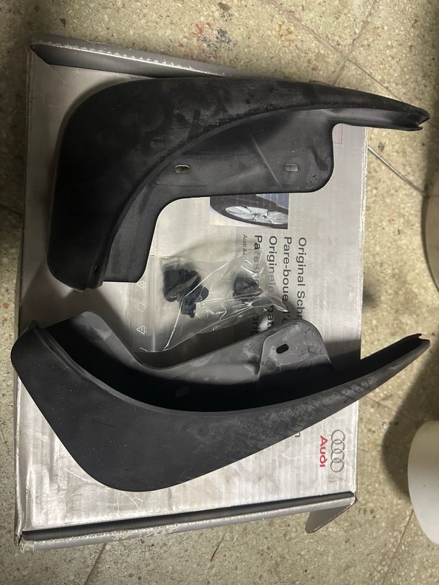 faldillas originales Audi a4 NUEVAS