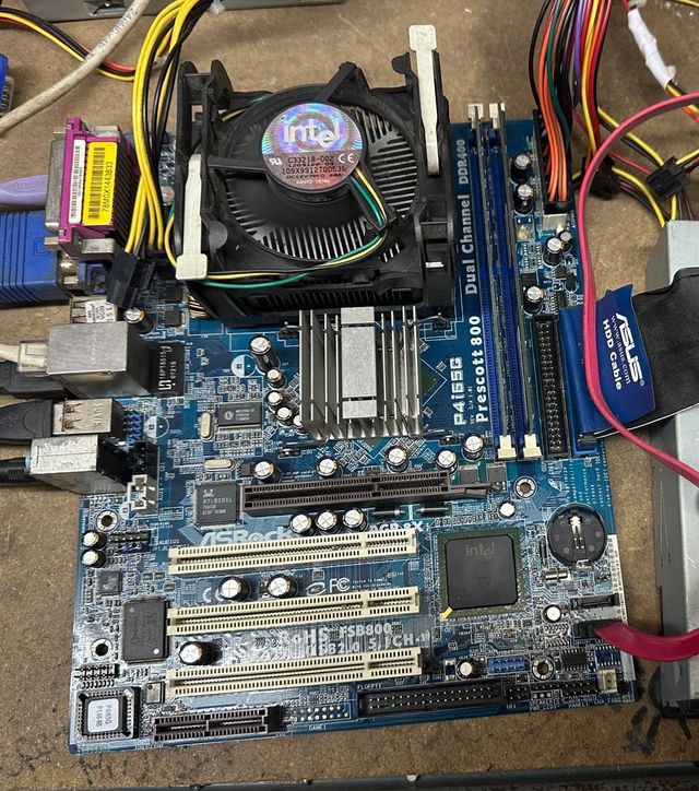 Scheda Madre ASRock P4I65G