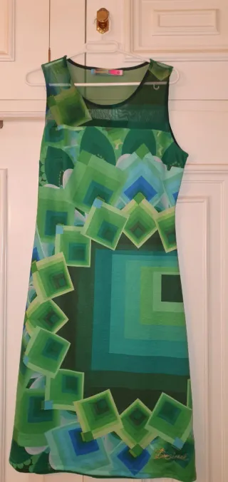 Vestido Desigual verde sin mangas