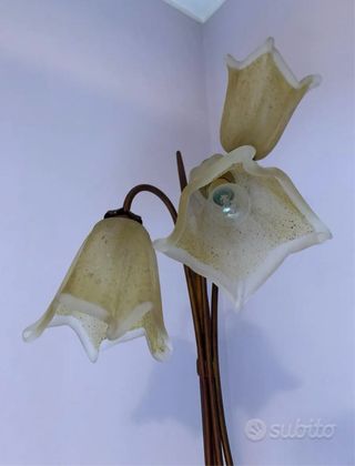 Lampada da terra con fiori in vetro di Murano