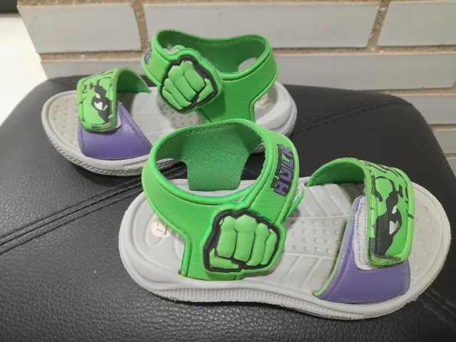 Sandalias Hulk Niños