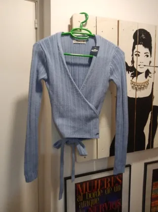 Jersey Hollister azul manga larga