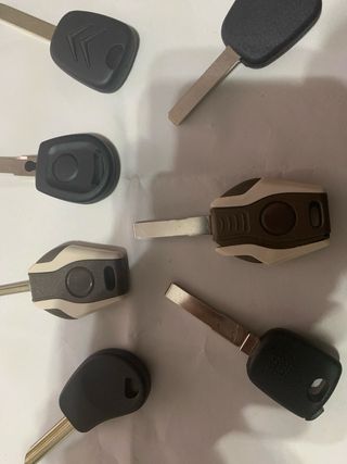 llaves de coche copia sin mando y con mando