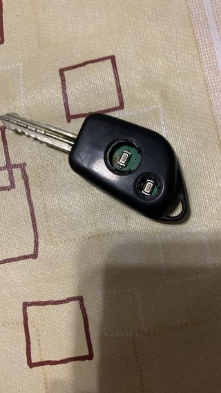 llaves de coche copia sin mando y con mando