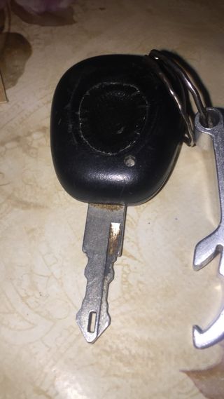 llaves de coche copia sin mando y con mando